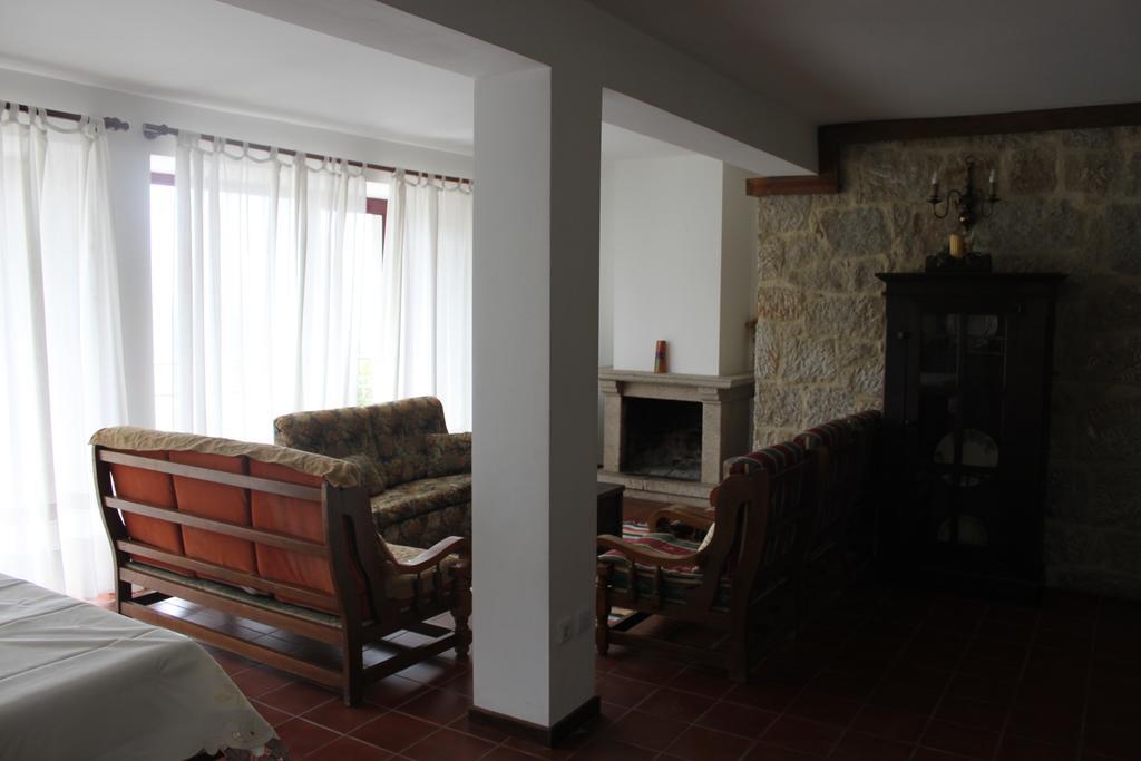 Casas do Corvo Ventosa (Braga) Quarto foto